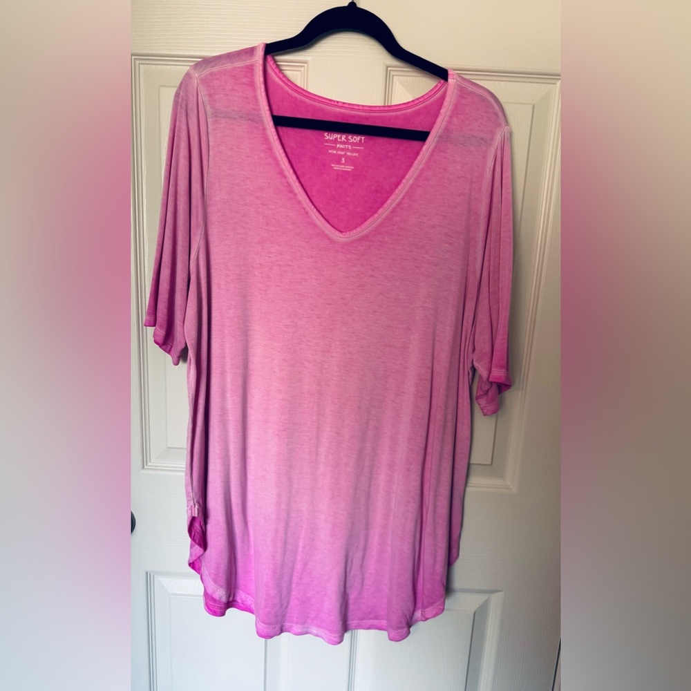 NWOT Torrid Super Soft V-Neck Tunic Top. Size 3